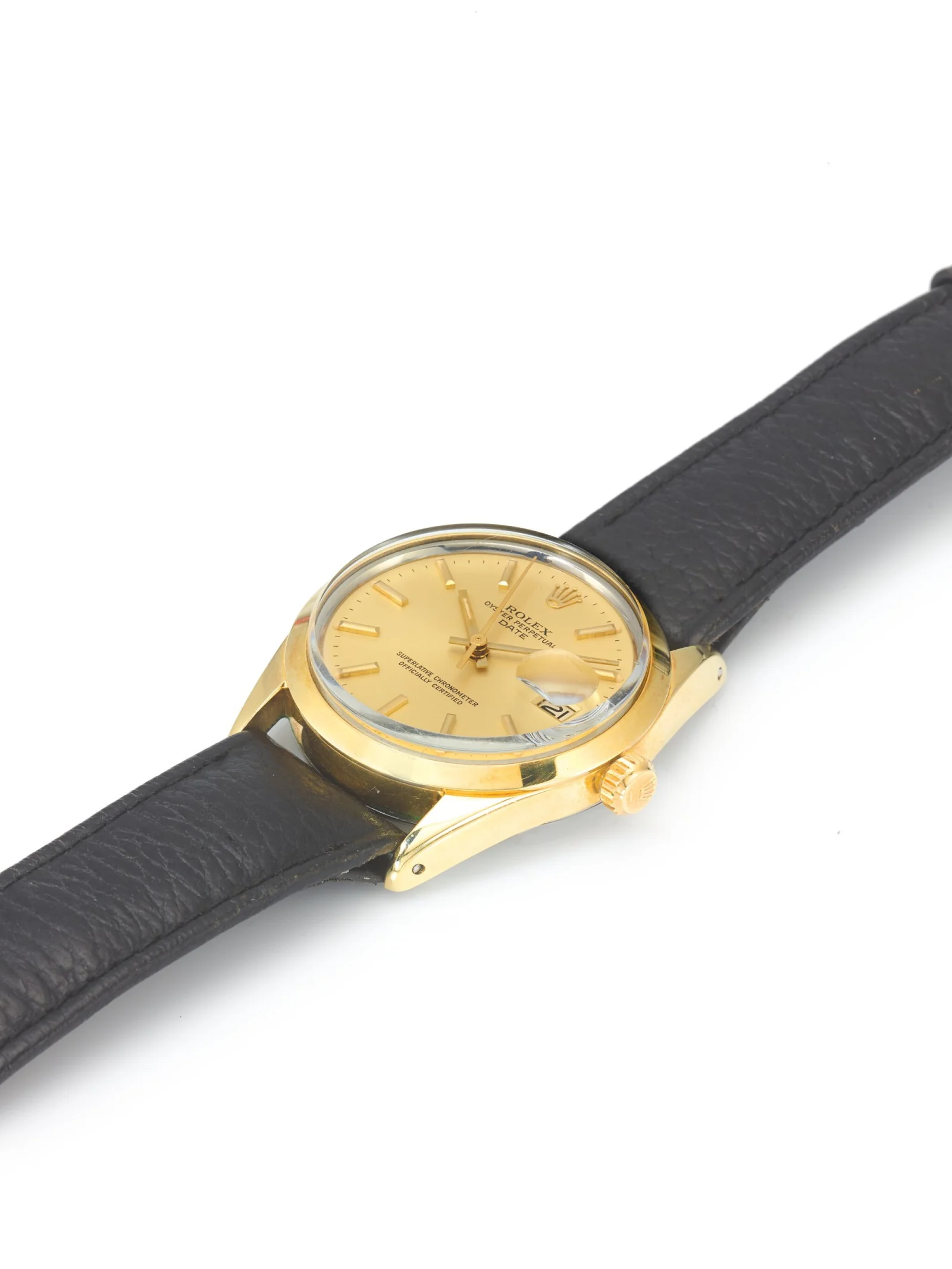 Oblique case and crown view of the ref. 1550 in Sotheby's 2019 lot 63
