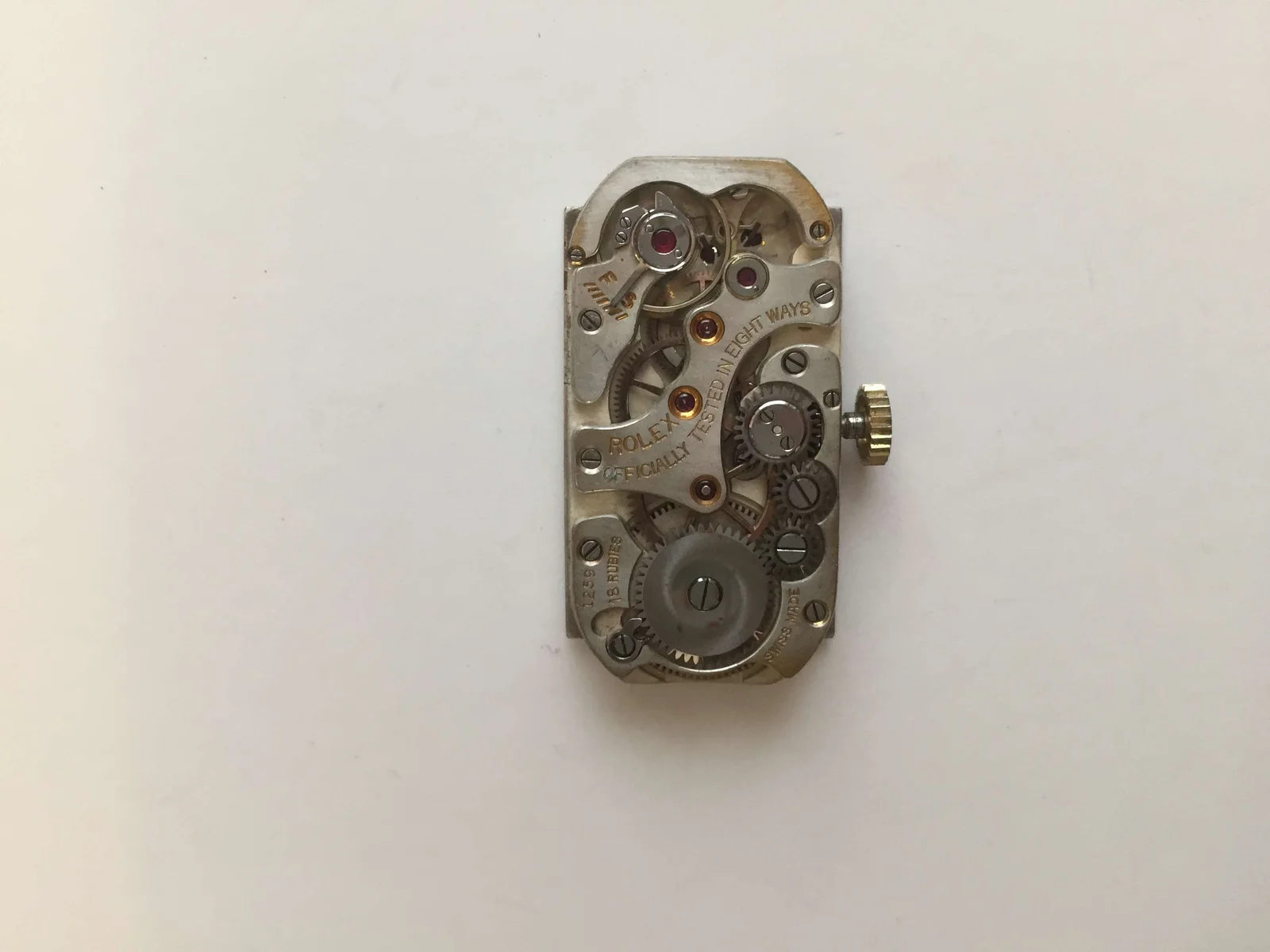 Manual-wind Rolex movement marked 18 rubies and officially tested in eight ways