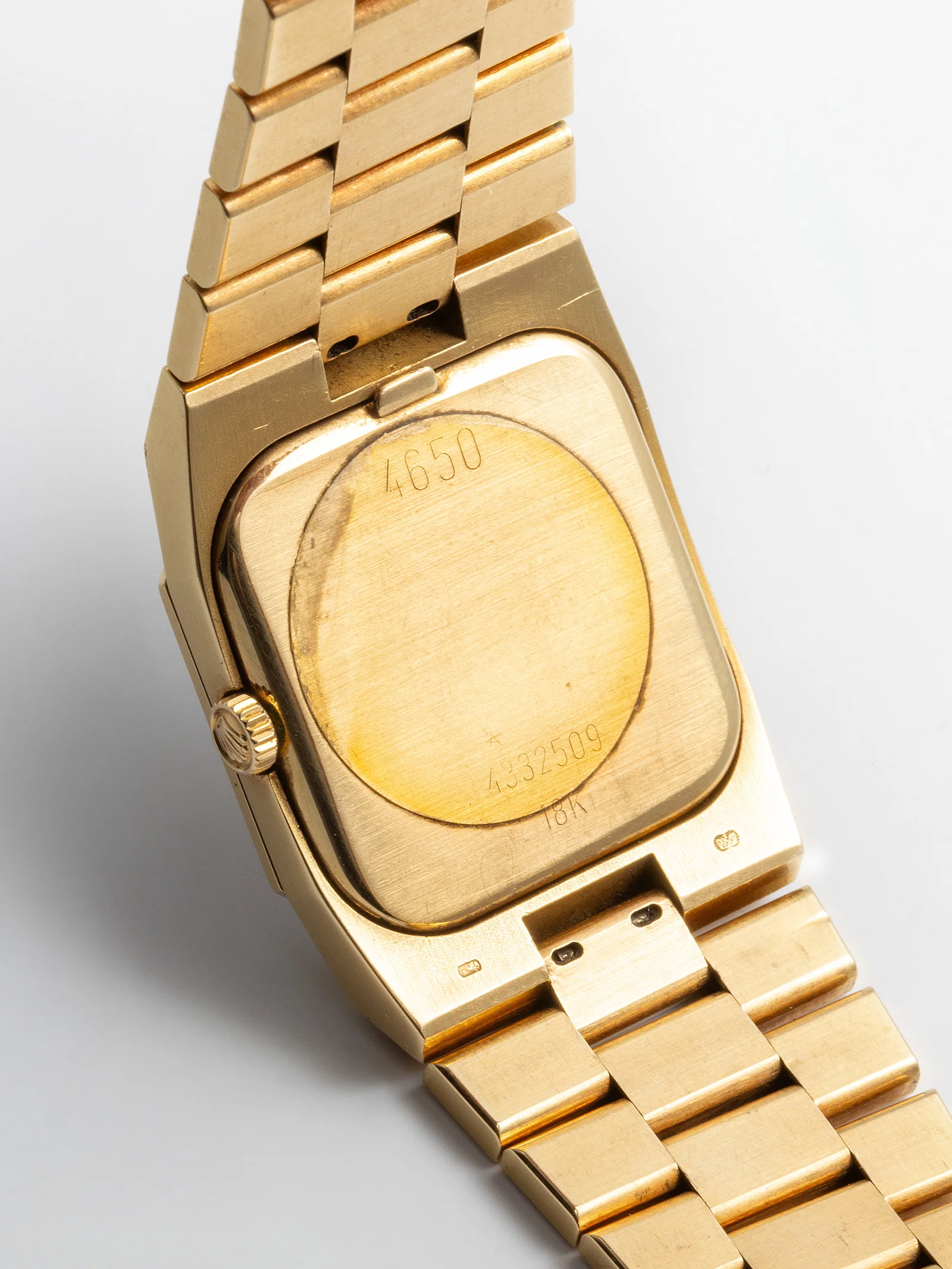 Caseback stamped 4650 and 4,332,509. Monaco Legend lot 3 (2026). Photo: Monaco Legend Auctions.