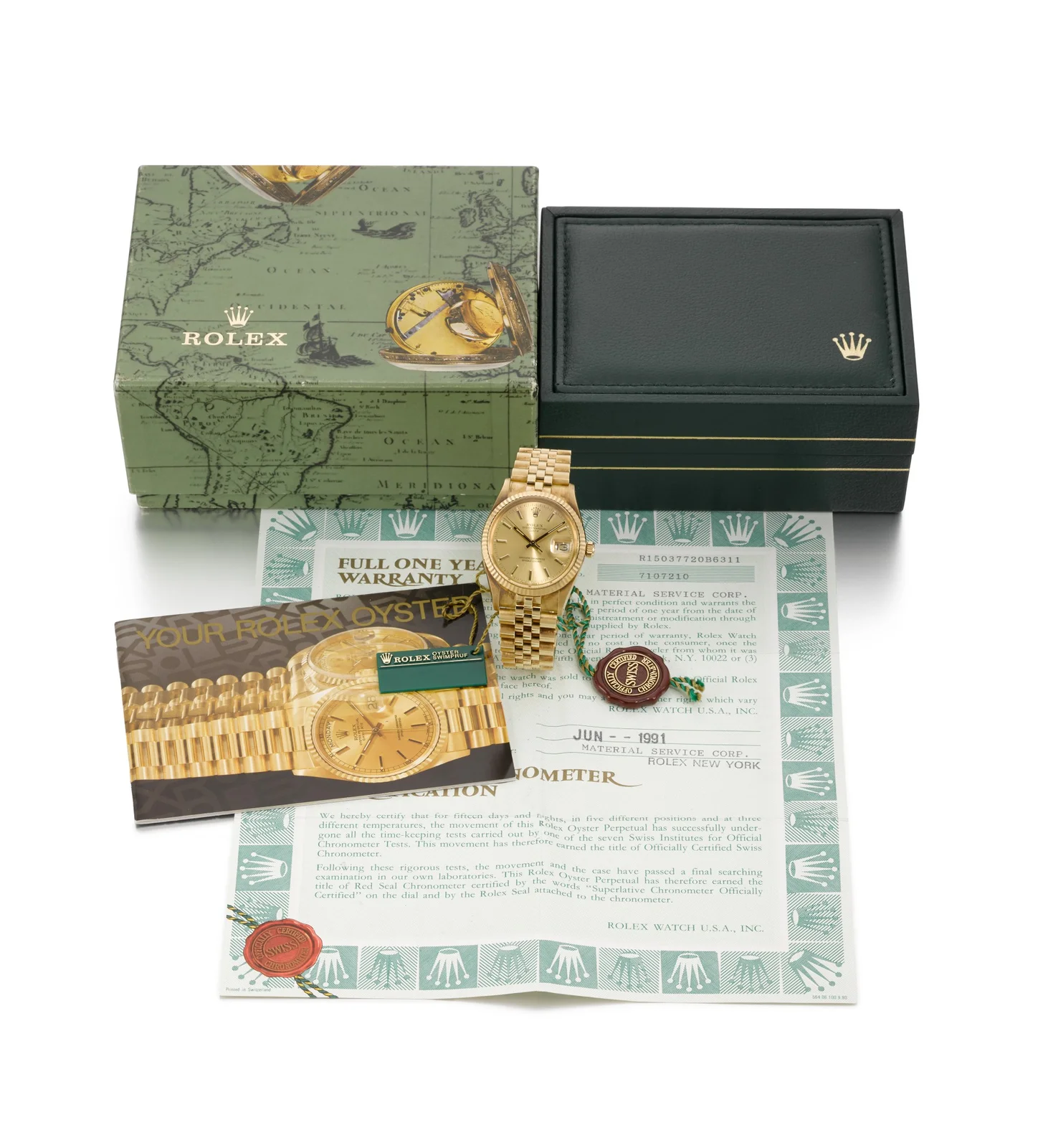 Box, papers, tags and booklet catalogued with case 7107210.