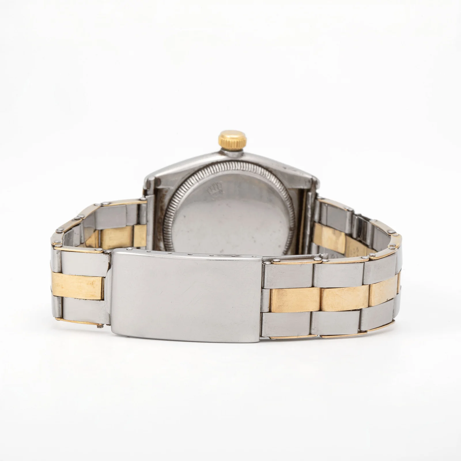 Closed clasp on the bracelet catalogued with case 37308